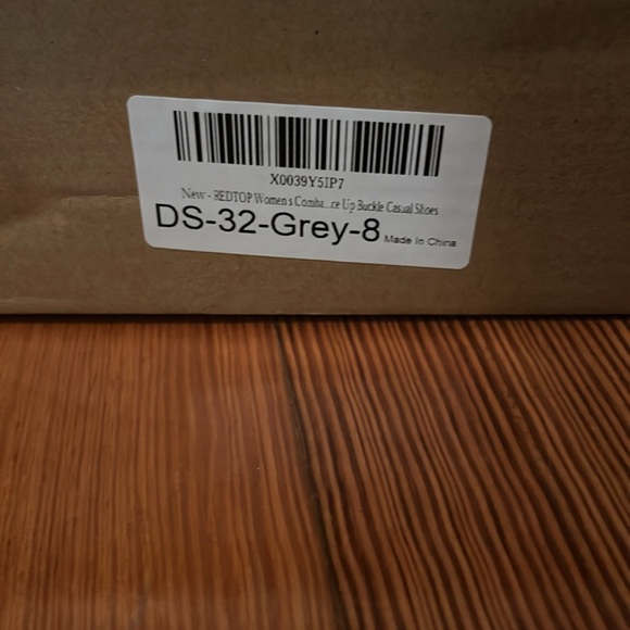 NWT! Stylish & SUPER Comfy Gray Combat Boots - Picture 9 of 9